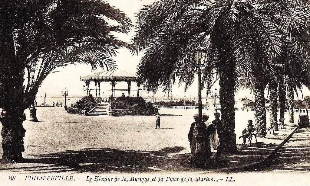 Philippeville - Kiosque 02.jpg